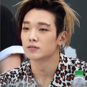 Meet your Posher, Enoch